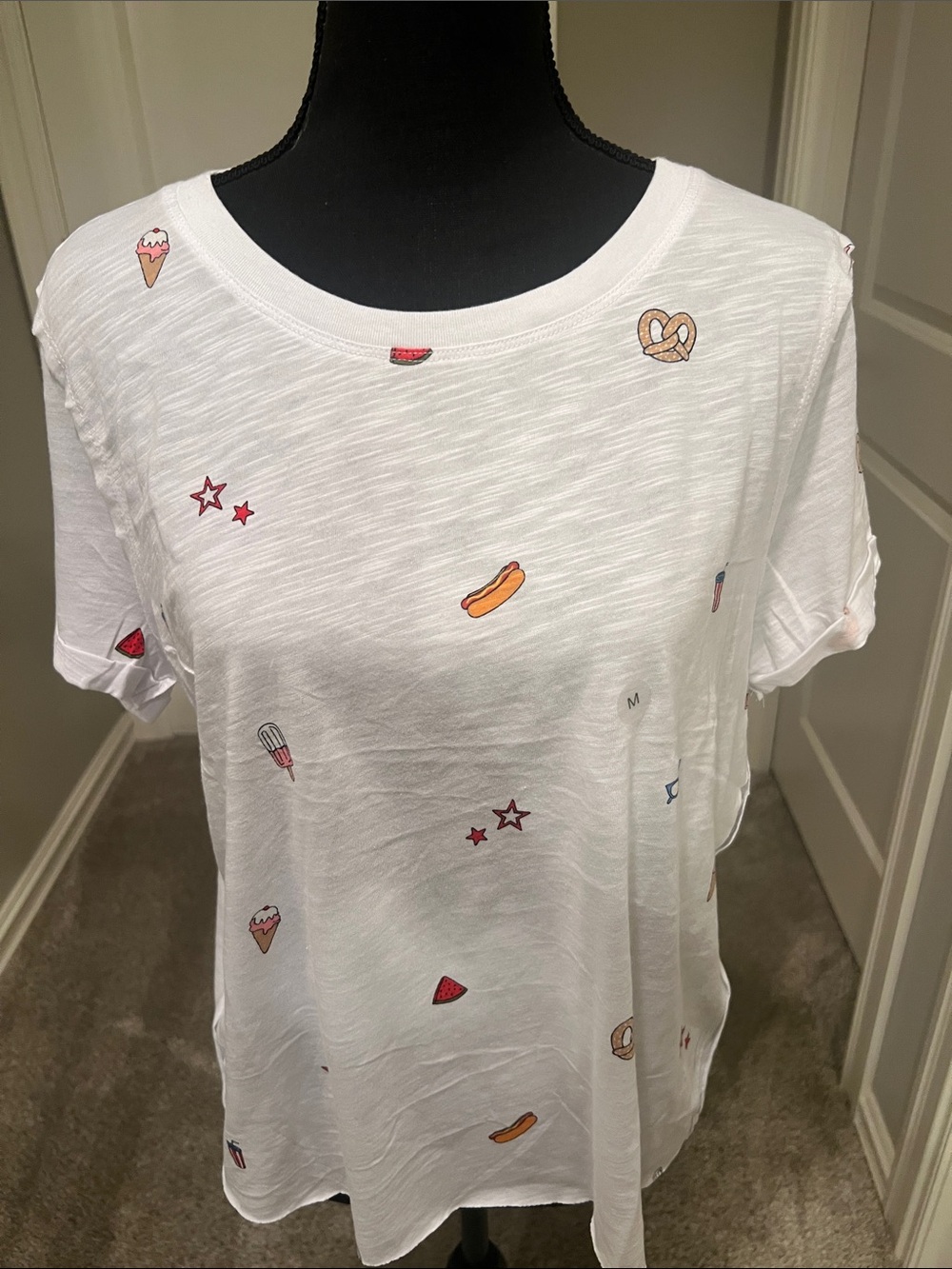 🔥2/$4 Cato White Short Sleeve Tee with Snack & Star Motifs